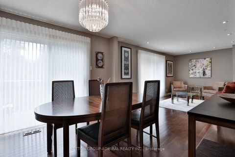 Photo 17 at 135 Heatherton Way, Yorkhill, Vaughan
