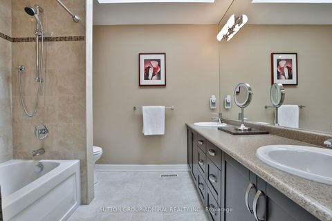 Photo 35 at 135 Heatherton Way, Yorkhill, Vaughan
