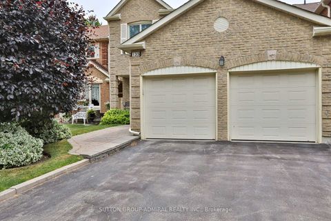 Photo 46 at 135 Heatherton Way, Yorkhill, Vaughan