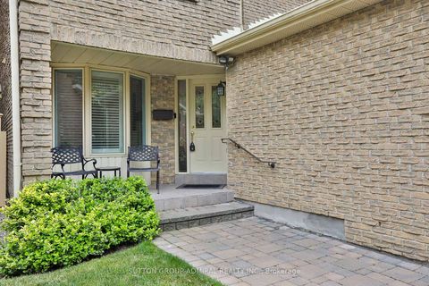 Photo 47 at 135 Heatherton Way, Yorkhill, Vaughan