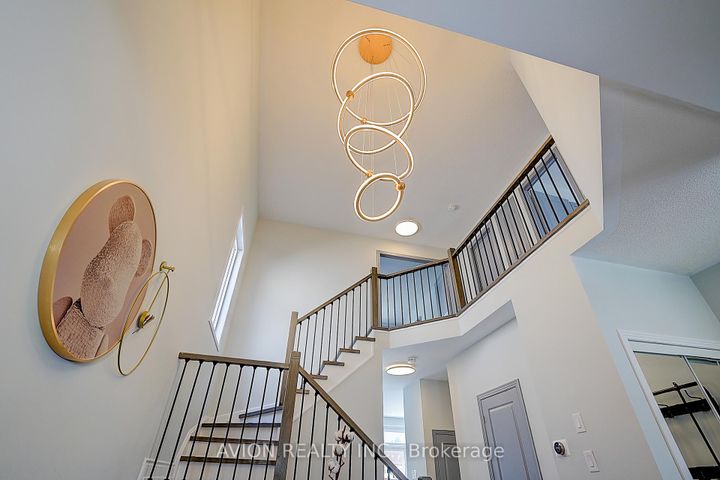 Photo 4 at 67 Oakford Drive, Cachet, Markham