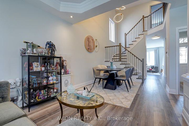 Photo 10 at 67 Oakford Drive, Cachet, Markham