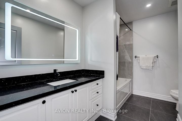 Photo 30 at 67 Oakford Drive, Cachet, Markham