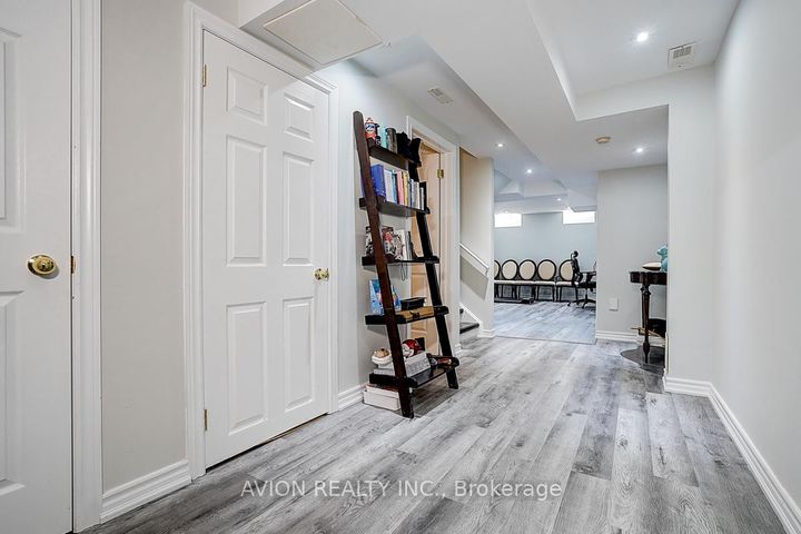 Photo 31 at 67 Oakford Drive, Cachet, Markham