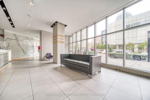 Photo 34 at 706 - 85 Queens Wharf Road, Waterfront Communities C1, Toronto