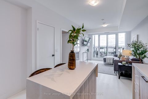 Photo 2 at 607 - 2481 Taunton Road, RO River Oaks, Oakville