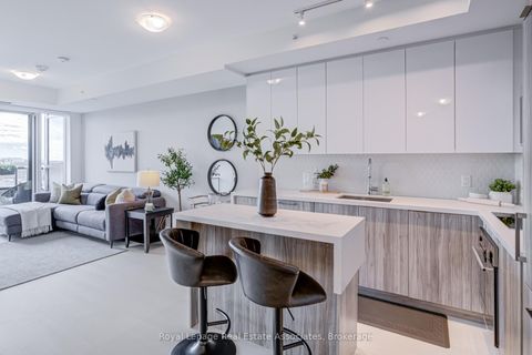 Photo 3 at 607 - 2481 Taunton Road, RO River Oaks, Oakville
