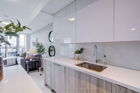 Photo 6 at 607 - 2481 Taunton Road, RO River Oaks, Oakville