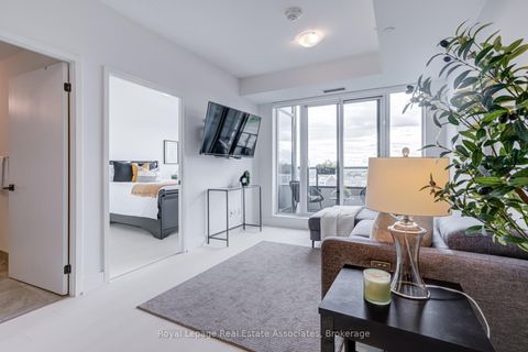Photo 9 at 607 - 2481 Taunton Road, RO River Oaks, Oakville