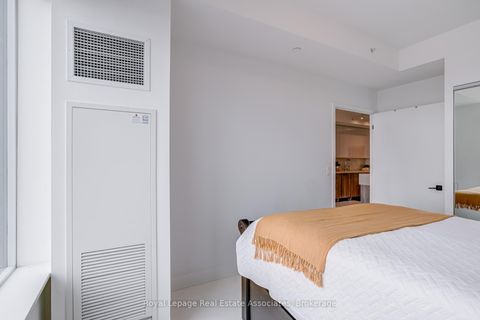 Photo 15 at 607 - 2481 Taunton Road, RO River Oaks, Oakville