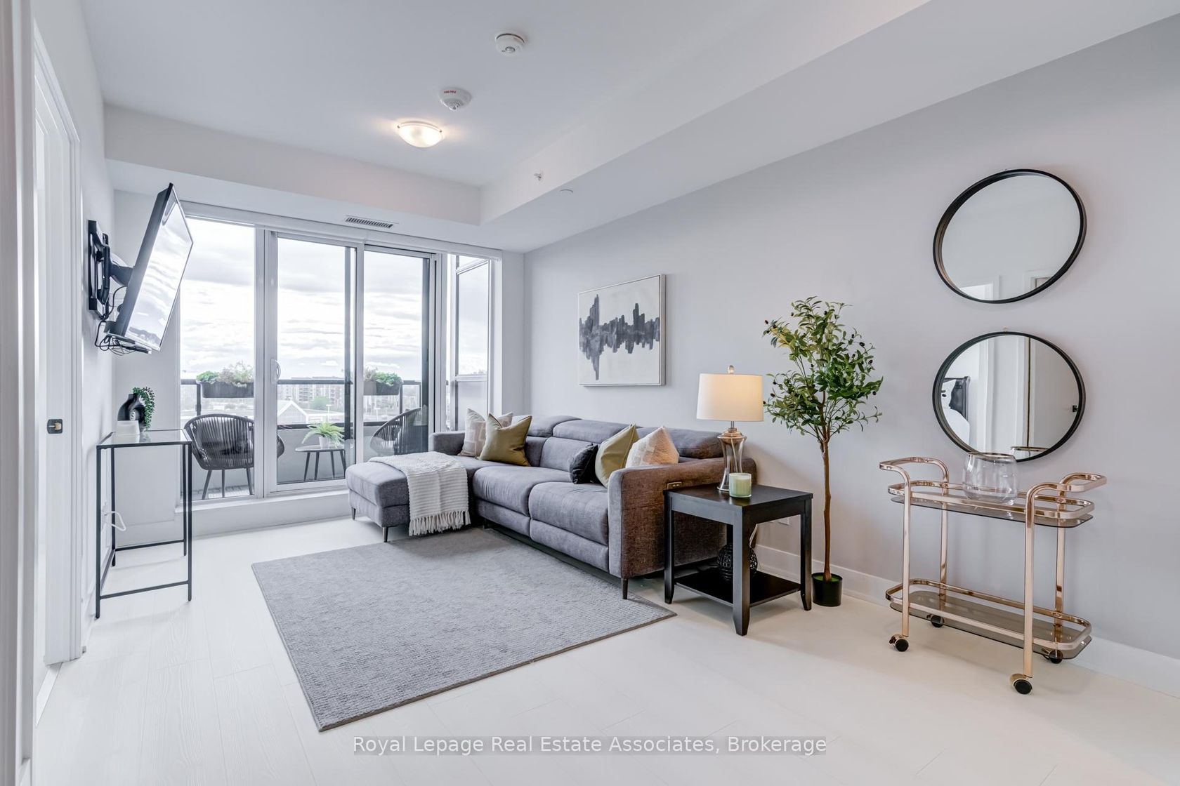 607 - 2481 Taunton Road, RO River Oaks, Oakville 