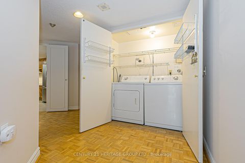 Photo 13 at 110 - 20 Baif Boulevard, North Richvale, Richmond Hill