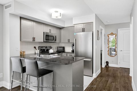 Photo 6 at 414 - 20 North Park Road, Beverley Glen, Vaughan Photo 6 at 414 - 20 North Park Road, Beverley Glen, Vaughan