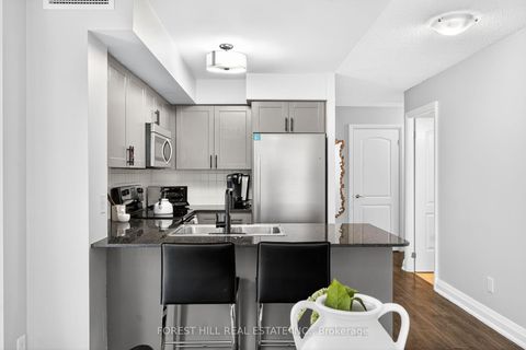 Photo 8 at 414 - 20 North Park Road, Beverley Glen, Vaughan Photo 8 at 414 - 20 North Park Road, Beverley Glen, Vaughan