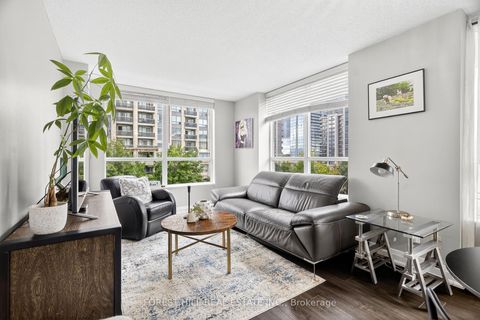 Photo 13 at 414 - 20 North Park Road, Beverley Glen, Vaughan Photo 13 at 414 - 20 North Park Road, Beverley Glen, Vaughan