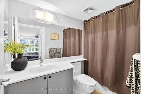 Photo 23 at 414 - 20 North Park Road, Beverley Glen, Vaughan Photo 23 at 414 - 20 North Park Road, Beverley Glen, Vaughan