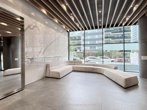 Photo 3 at 605 - 161 Roehampton Avenue, Mount Pleasant East, Toronto