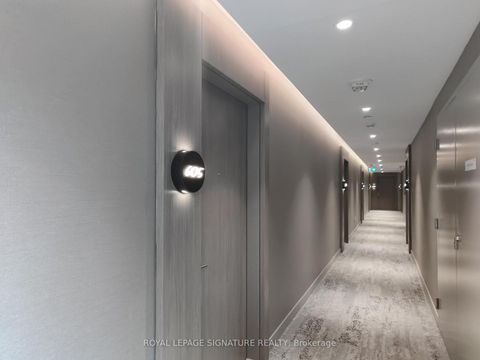 Photo 5 at 605 - 161 Roehampton Avenue, Mount Pleasant East, Toronto