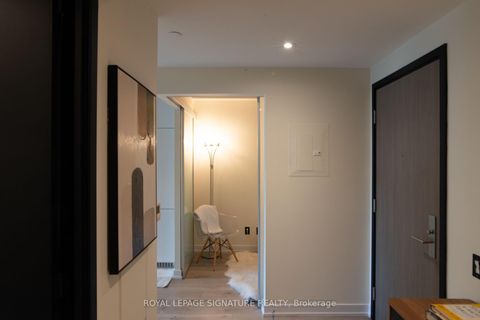 Photo 7 at 605 - 161 Roehampton Avenue, Mount Pleasant East, Toronto