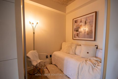 Photo 8 at 605 - 161 Roehampton Avenue, Mount Pleasant East, Toronto