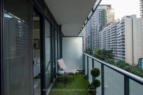 Photo 14 at 605 - 161 Roehampton Avenue, Mount Pleasant East, Toronto