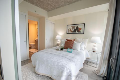 Photo 20 at 605 - 161 Roehampton Avenue, Mount Pleasant East, Toronto