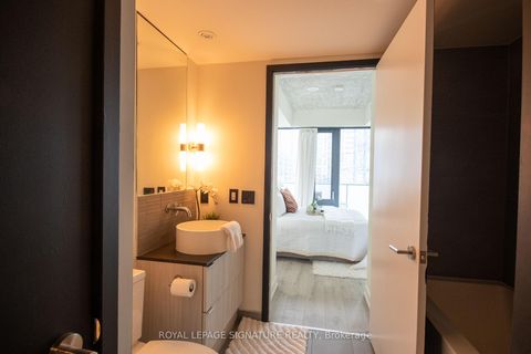 Photo 25 at 605 - 161 Roehampton Avenue, Mount Pleasant East, Toronto