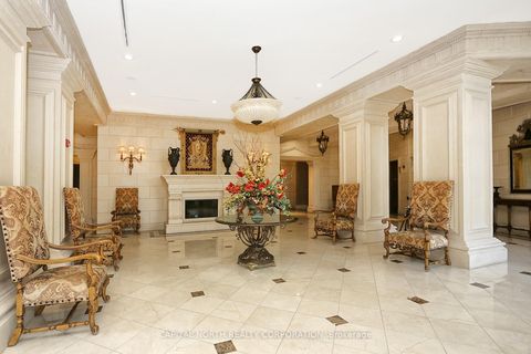 Photo 2 at 715 - 9225 Jane Street, Maple, Vaughan