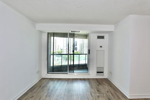 Photo 11 at 1116 - 7 Lorraine Drive, Willowdale West, Toronto