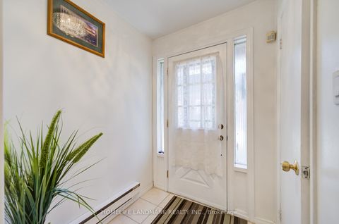 Photo 2 at 12 - 90 Crockamhill Drive, Agincourt North, Toronto