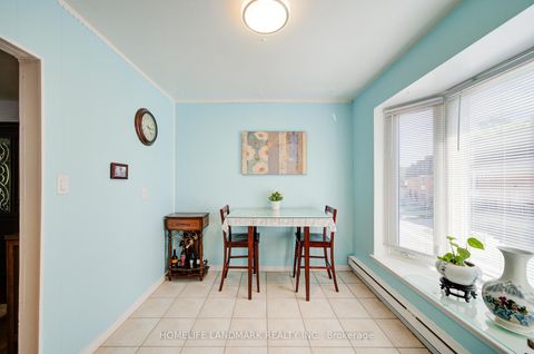 Photo 16 at 12 - 90 Crockamhill Drive, Agincourt North, Toronto