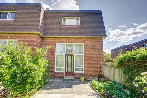 Photo 34 at 12 - 90 Crockamhill Drive, Agincourt North, Toronto