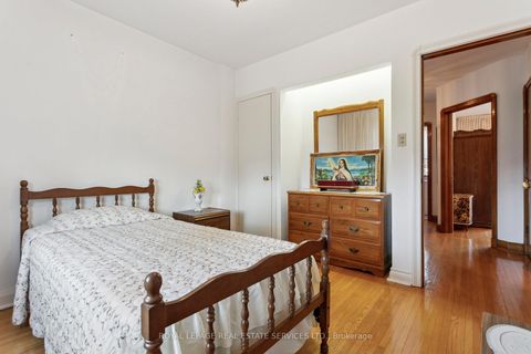 Photo 31 at 28 Cornelius Parkway, Maple Leaf, Toronto