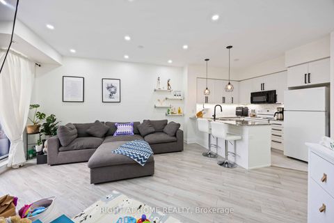 Photo 15 at 1521 - 1060 Sheppard Avenue W, York University Heights, Toronto