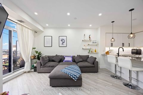 Photo 16 at 1521 - 1060 Sheppard Avenue W, York University Heights, Toronto