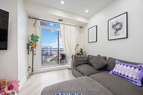 Photo 23 at 1521 - 1060 Sheppard Avenue W, York University Heights, Toronto