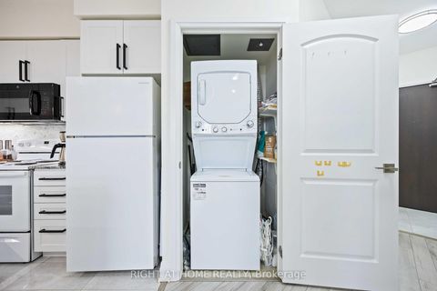 Photo 35 at 1521 - 1060 Sheppard Avenue W, York University Heights, Toronto