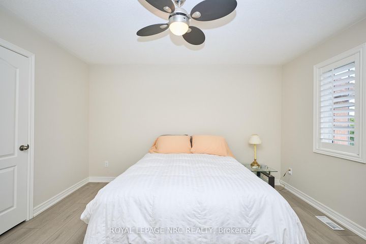 Photo 19 at 27 Goldeye Drive, Winona Park, Hamilton