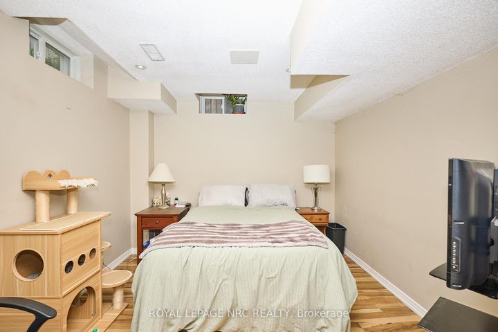 Photo 32 at 27 Goldeye Drive, Winona Park, Hamilton