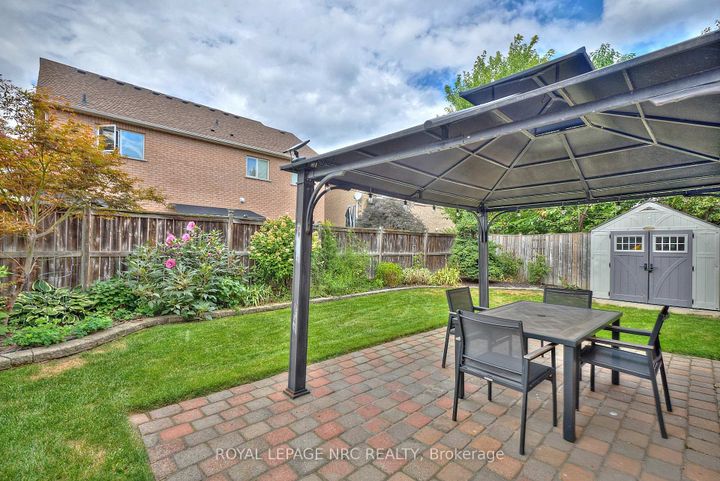 Photo 35 at 27 Goldeye Drive, Winona Park, Hamilton