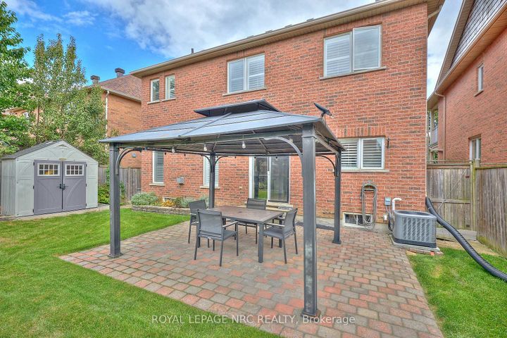Photo 36 at 27 Goldeye Drive, Winona Park, Hamilton