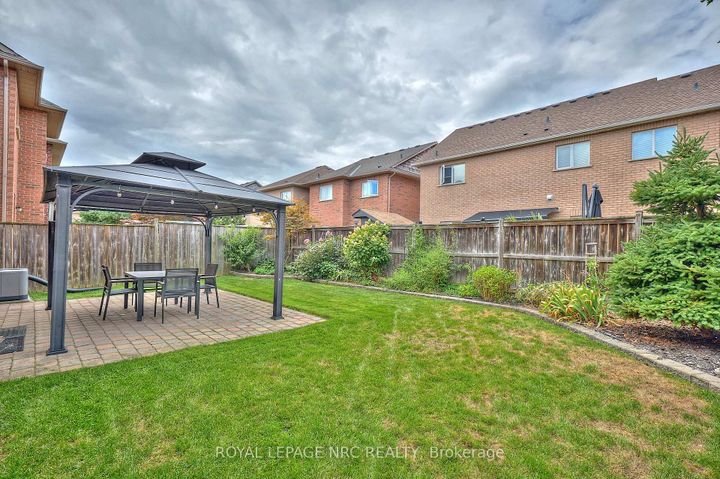 Photo 39 at 27 Goldeye Drive, Winona Park, Hamilton
