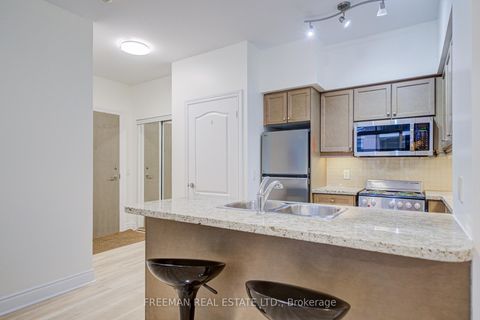 Photo 8 at 201 - 319 Merton Street, Mount Pleasant West, Toronto