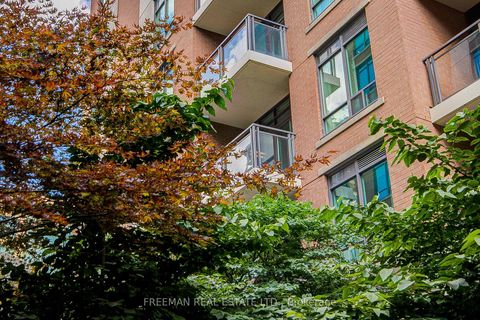 Photo 14 at 201 - 319 Merton Street, Mount Pleasant West, Toronto
