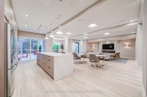 Photo 26 at 201 - 319 Merton Street, Mount Pleasant West, Toronto