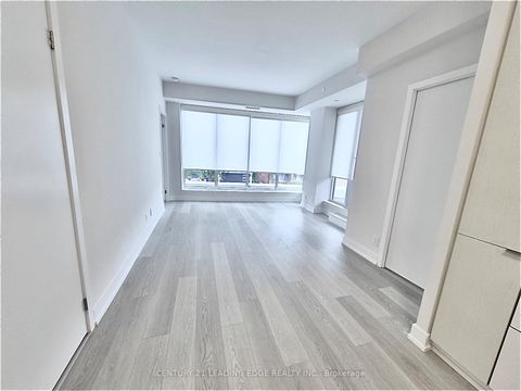 Photo 1 at 209 - 28 AVONDALE Avenue, Willowdale East, Toronto