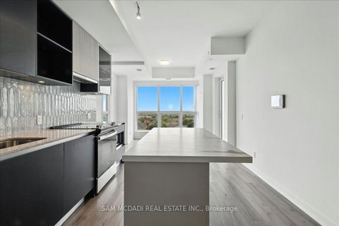 Photo 5 at 722 - 405 Dundas Street W, GO Glenorchy, Oakville