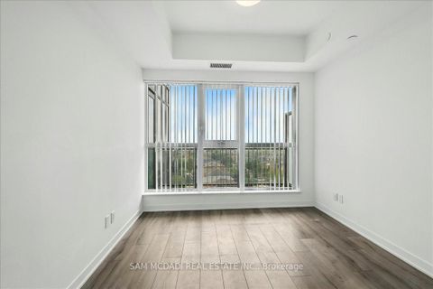 Photo 15 at 722 - 405 Dundas Street W, GO Glenorchy, Oakville