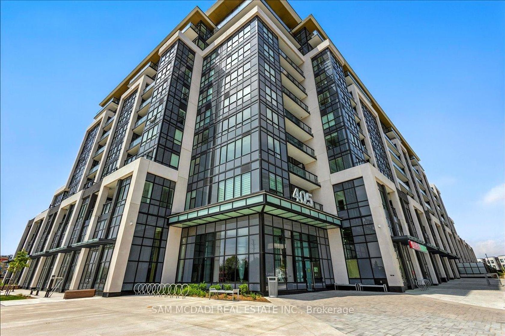 722 - 405 Dundas Street W, GO Glenorchy, Oakville 