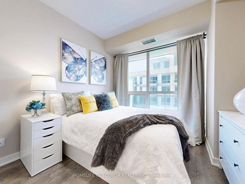 Photo 15 at 1007 - 9205 Yonge Street, Langstaff, Richmond Hill